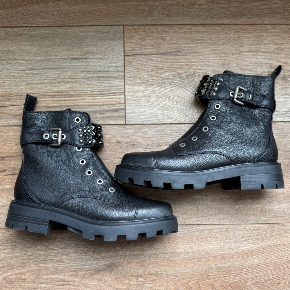Karl Lagerfeld Maeva black on black leather boots size 8